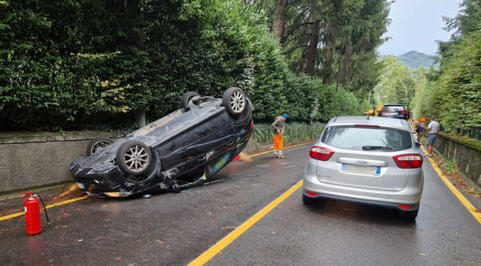 Imbersago, scontro tra tre auto appena dopo la curva Moratti