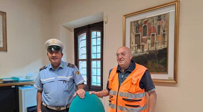 A Introbio in pensione il vigile e l’operatore ecologico