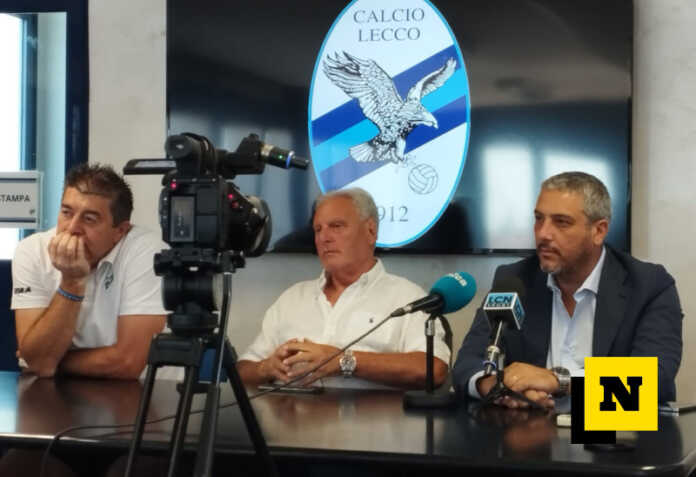 Luciano Foschi, Angelo Maiolo e Domenico Fracchiolla Calcio Lecco agosto 2023.jpg