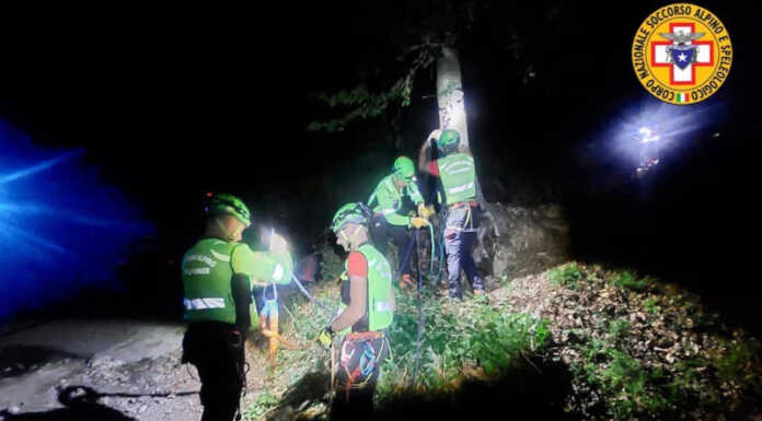 Finisce in una scarpata con la moto, morto un uomo di 73 anni moto scarpata brescia