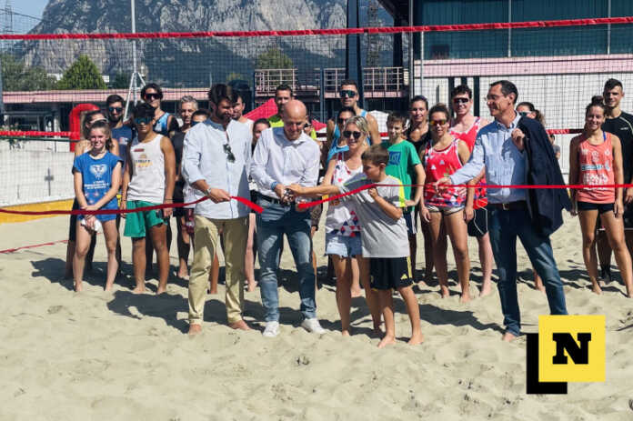 Inaugrazione e taglio del nastro dei due campi di beach volley al Centro Sportivo di Lecco 