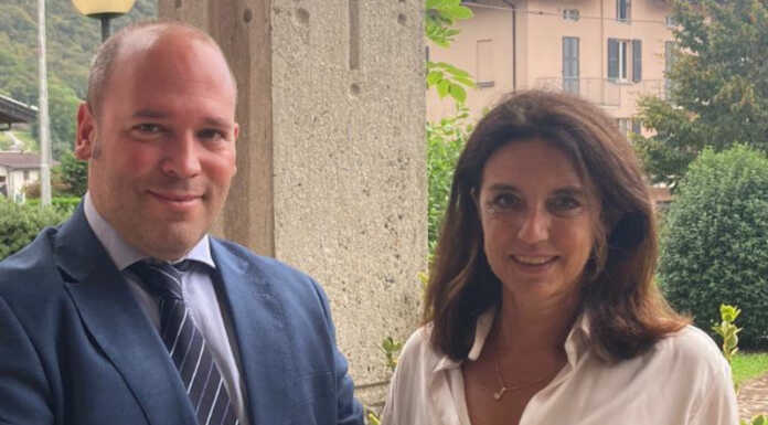 Virginia Tentori e Laura Buzzoni nuove responsabili del comune di Ballabio Il sindaco Bussola con Virginia Tentori