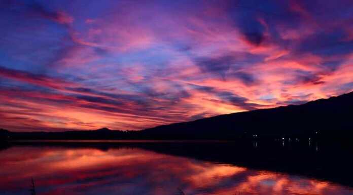Tramonto spettacolare sul Lago di Pusiano nelle foto di Luca Turati Tramonto sul Lago di Pusiano