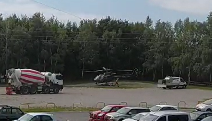 L’appello: “Ridurre i disagi causati dall’elicottero al piazzale della funivia di Erna” elicottero piazzale erna