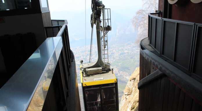Allerta meteo: sospeso il servizio della funivia dei Piani d’Erna Funivia Piani Erna