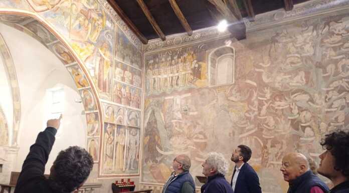 Mandello. Insieme per dare luce a San Giorgio e ai suoi affreschi: partita la raccolta fondi Chiesa di San Giorgio raccolta fondi Mandello