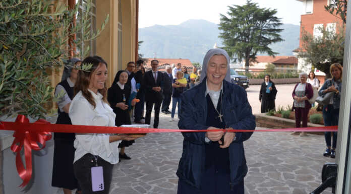 A Calolzio apre “La porta accanto”, inaugurati i nuovi spazi di housing sociale Calolzio housing sociale anfora onlus inaugurazione