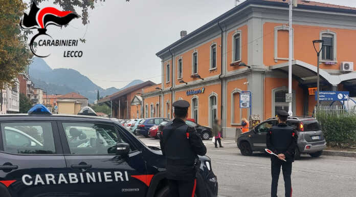 Aggressione in stazione a Calolzio, la Lega: “Basta minimizzare, sicurezza prima di tutto” Carabinieri stazione Calolzio