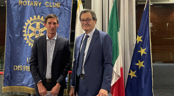 Ethical Hacking: come difendersi dagli attacchi informatici Luca Giudici Rotary Club Lecco