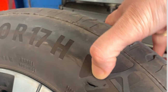 Merate, gomma tagliata e spintoni: la denuncia di Giuseppe Papaleo