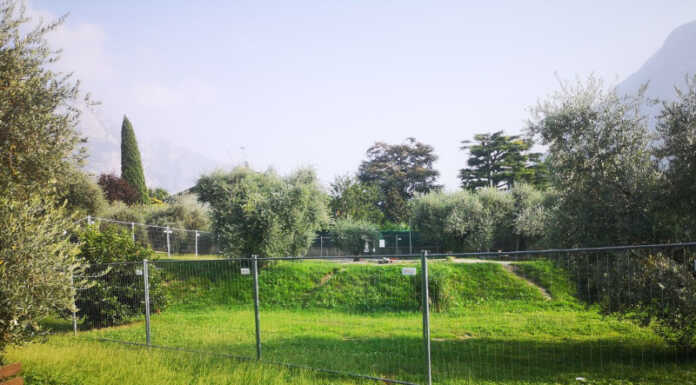 Abbadia. Parco Ulisse Guzzi, cominciato il primo lotto di lavori Parco Ulisse Guzzi Abbadia transenne riqualificazione primo lotto