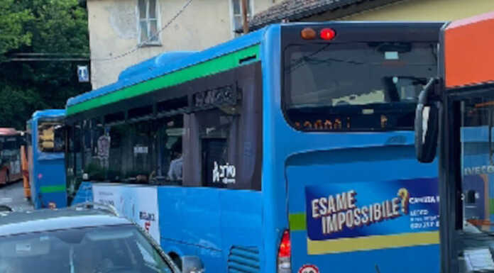 Bus scolastici: garantita la corsa mattutina da Ballabio autobus pullman bus