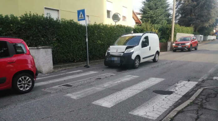 Merate. Urtata da un’auto sulle strisce pedonali, soccorsa una 45enne incidente via cernuschi merate