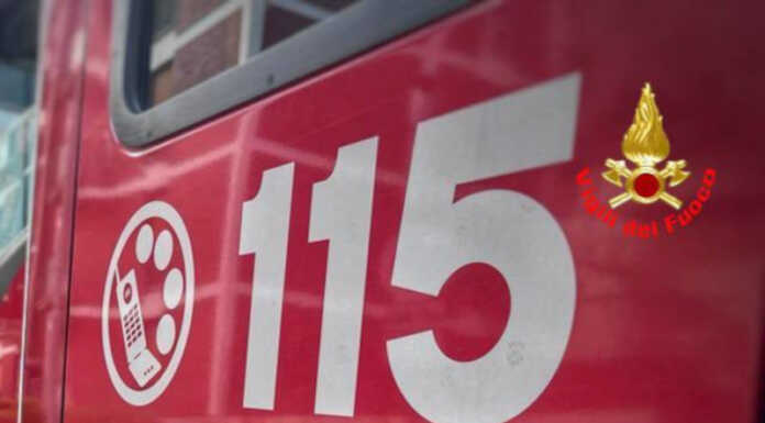 Macabra scoperta a Valgreghentino, donna trovata morta in casa da due settimane Vigili del Fuoco foto archivio