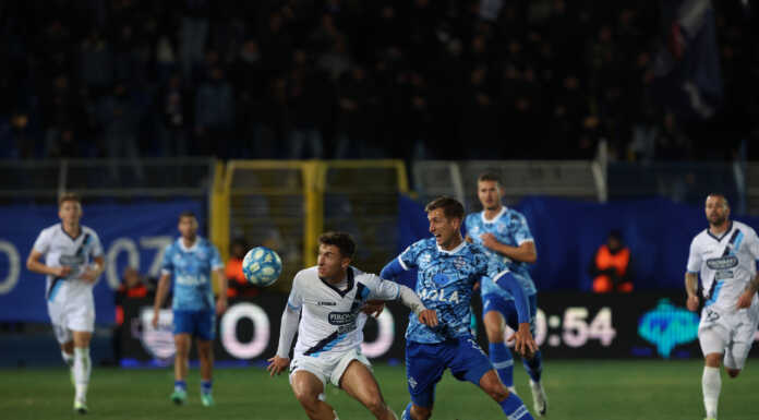 Calcio Lecco. Il Derby finisce 0 a 0, ma il Lecco si “mangia le mani”