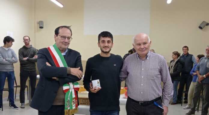 OSA Valmadrera in festa per Andrea Elia, campione italiano di Vertical Andrea Elia campione italiano vertical OSA Valmadrera festeggiamenti