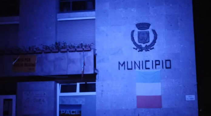 Lilt for men: il Municipio di Casatenovo si tinge di azzurro