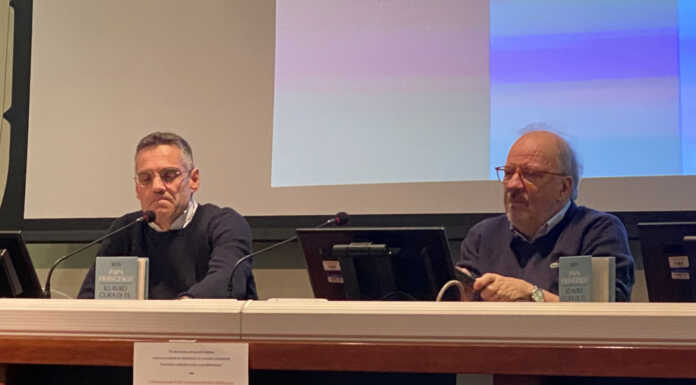 Il volontariato: una scelta libera, per il bene comune e per seminare speranza Don Walter Magnoni e Riccardo Bonacina