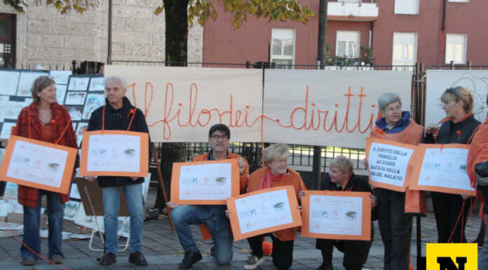Merate, in piazza il flash mob della Fabio Sassi per sensibilizzare sulle cure palliative