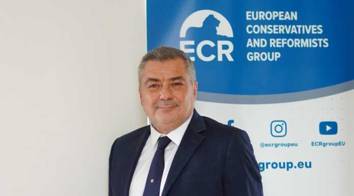 Pietro Fiocchi e i Conservatori europei salvano cittadini e imprese dalla deriva green L'europarlamentare lecchese Pietro Fiocchi