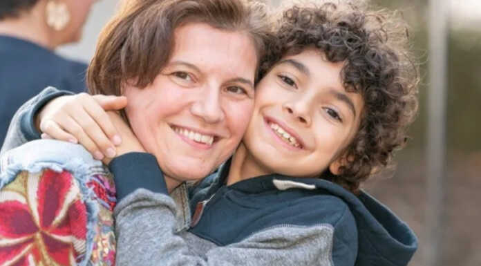Mamma Eleonora lancia raccolta fondi per il progetto autismo-viaggi