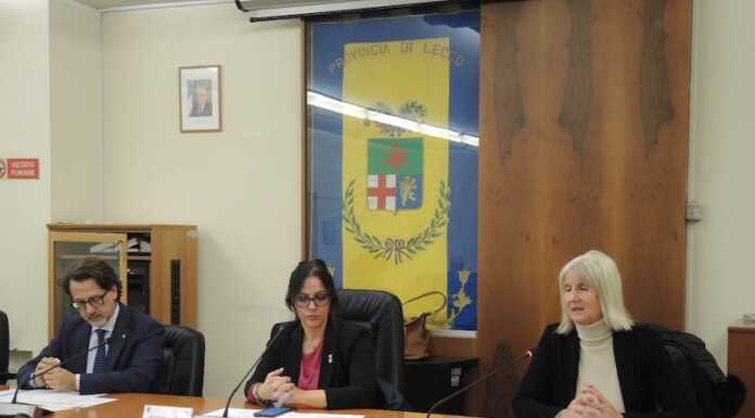 Colico. Un piccolo ‘tesoro’ di ceramiche rinvenuto al Forte di Fuentes provincia di lecco