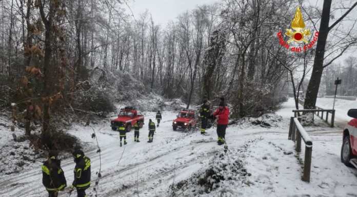 Vigili del Fuoco: successo per il corso guida in fuoristrada Corso guida fuoristrada Vigili del Fuoco