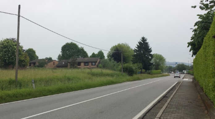 Auto troppo veloci lungo la Sp 56: raccolta firme di Tutti per Calco