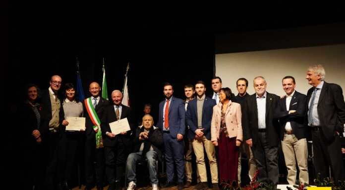 La Città di Lecco ha premiato i suoi cittadini Benemeriti 2023 San Nicolò D'Oro Civiche Benemerenze Lecco 2023