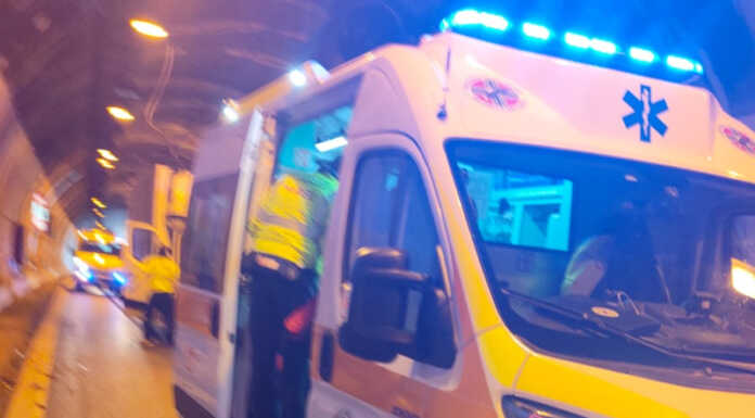 SS36. Incidente all’ingresso dell’attraversamento di Lecco (Sud) nella serata di giovedì Incidente galleria Lierna SS36