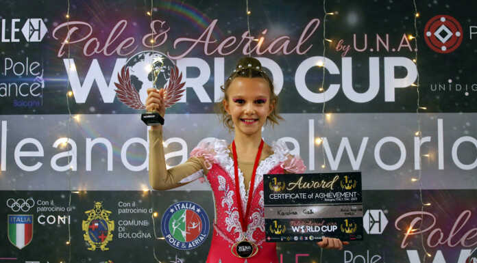 Karolina Galli è campionessa del mondo di ginnastica acrobatica aerea a soli 10 anni Karolina Galli