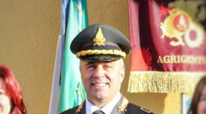 Vigili del Fuoco Lecco, cambio al comando con Antonio Giulio Durante Antonio Giulio Durante nuovo comandante Vigili del Fuoco Lecco