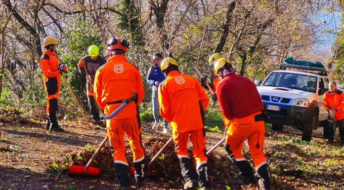 Rancio. Il gruppo antincendio si prepara a festeggiare il 45° anniversario squadra_antincendio_rancio_prima_uscita_20231217