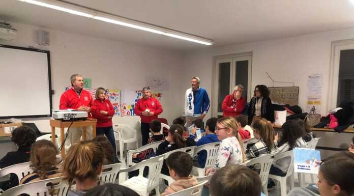 Valgreghentino. Le quinte della scuola primaria incontrano… il dono Associazioni_Valgreghentino_Scuola_Dono_20240128