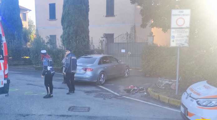 Robbiate. E’ in neuro rianimazione la ciclista di 69 anni travolta da un’auto