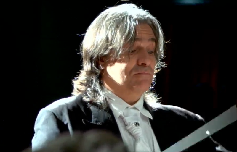 Il Maestro Roberto Gianola