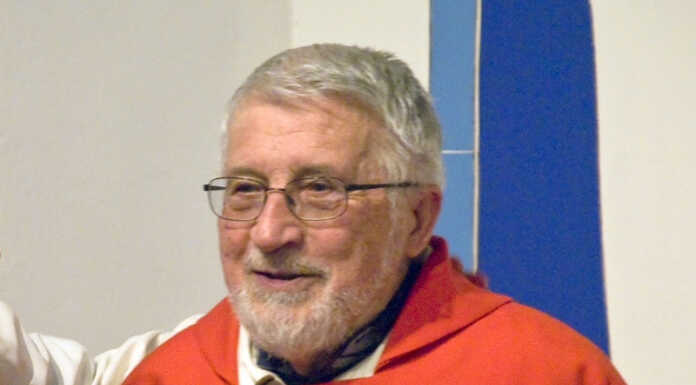 Valmadrera piange Padre Mario Riva, una vita al fianco dei più poveri Padre Mario Riva