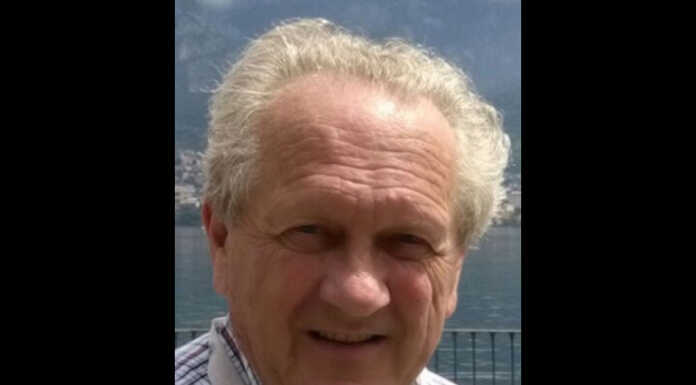 Oliveto Lario piange Pierfranco Negri, consigliere comunale e giornalista Pierfranco Negri, morto all'età di 74 anni