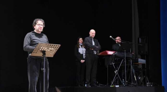 Alpini. Tanti applausi e grande emozione per lo spettacolo ‘Il sergente nella neve’ Spettacolo_Valmadrera_Sergente_nella_neve_alpini_20240128