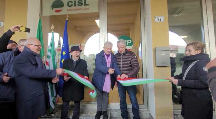 Colico, taglio del nastro per la nuova sede Cisl Monza e Brianza
