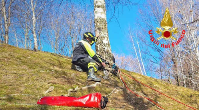 Torre de’ Busi: scivola in una scarpata, 66enne trovato morto Vigili del Fuoco a Torre de' Busi
