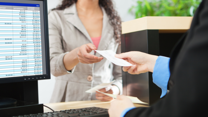 Piccole imprese: il 2024 si apre all’insegna della stretta del credito credito