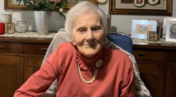 Calolzio. Nonna Ines compie 100 anni, festa tra i ricordi nonna ines