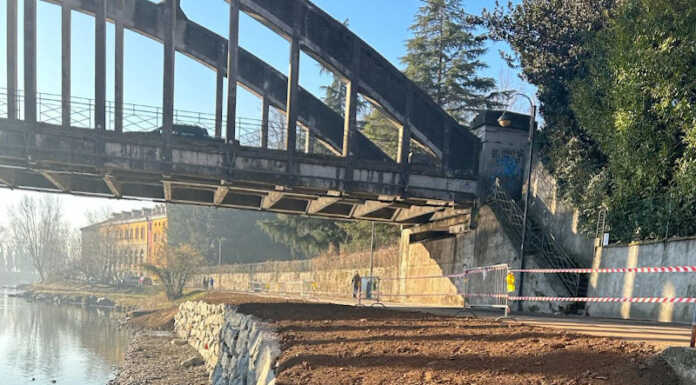 Brivio, eroso dalla piena dell’Adda: argine ricostruito in tempi record