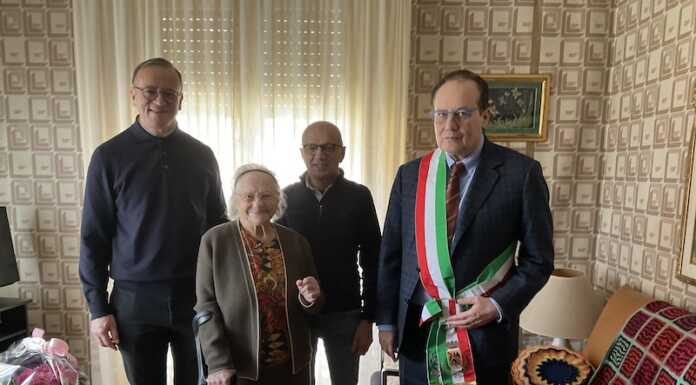 Valmadrera, auguri alla signora Ida per i suoi 100 anni centenaria ida valmadrera