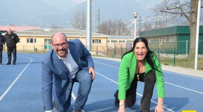 Riforma dello Sport, Zamperini (Fdl): “Mozione a supporto alle realtà sportive del territorio” Il consigliere regionale Giacomo Zamperini con Lara Magoni Sottosegretario con delega Sport e Giovani di Regione Lombardia