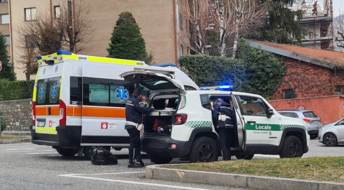 Incidente in zona Largo Caleotto a Lecco incidente lecco largo caleotto