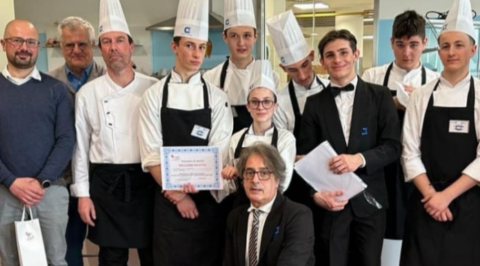 Cfpa Casargo. Gli studenti della classe quarta vincitori del concorso della Lilt