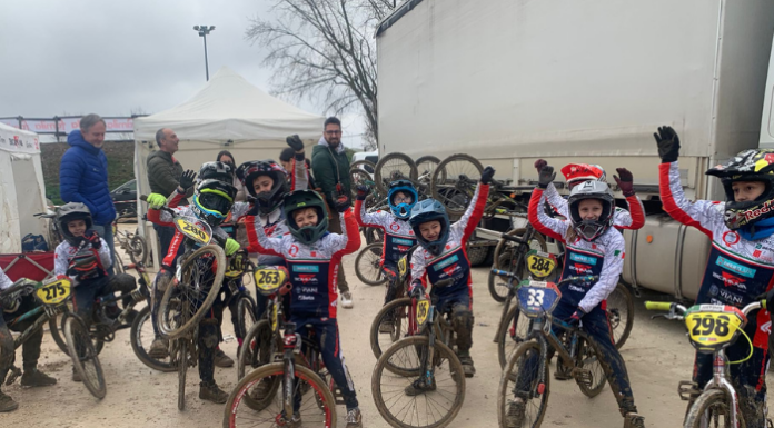 Bmx. I rider del Bicimania Quota 20 Garlate in gara a Creazzo