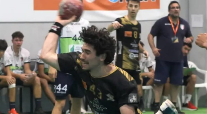 Pallamano, il Molteno si prepara per la trasferta in Sardegna